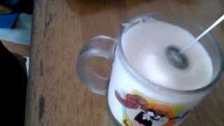 Aerolatte Review Frothing Cold Milk In Under 1 Minute [upl. by Rosenwald]